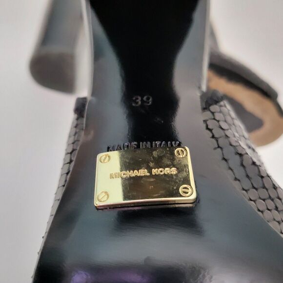 MICHAEL KORS Womens 8.5 / 39 Bootie Sandals Snakeskin Black Leather Gold Zipper - Picture 9 of 9